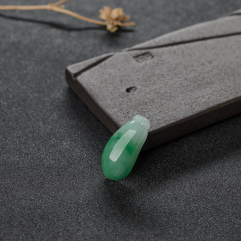 飘翠翡翠福瓜吊坠-红掌柜