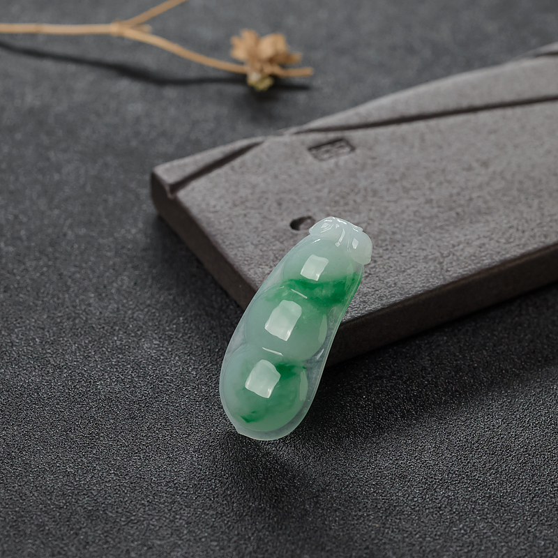 飘翠翡翠福豆吊坠-红掌柜