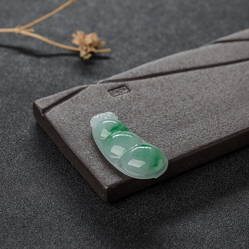 糯种飘翠翡翠福豆-红掌柜