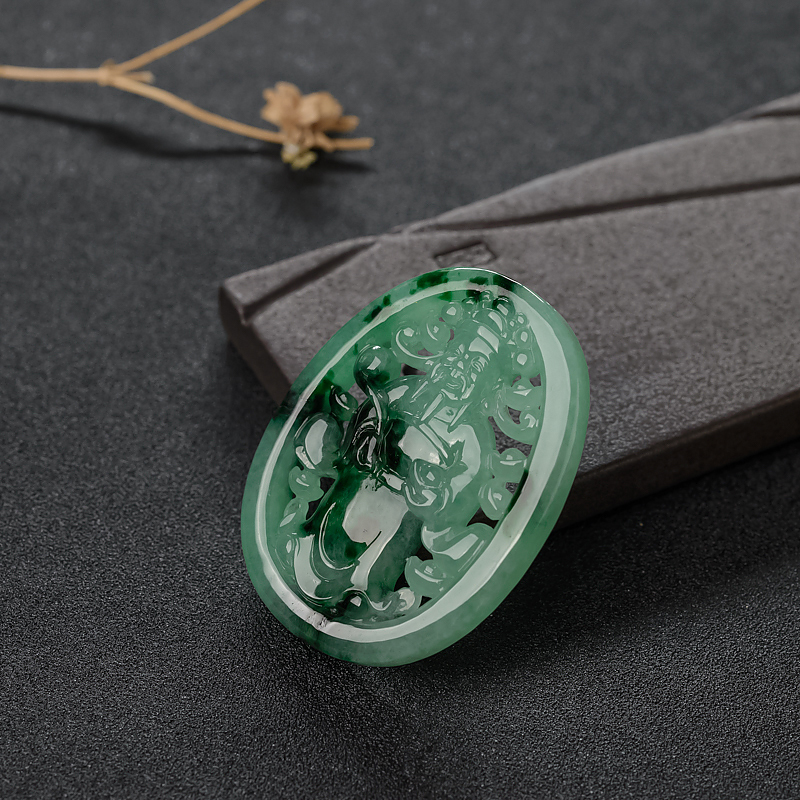 飘花翡翠镂雕财神吊坠-红掌柜