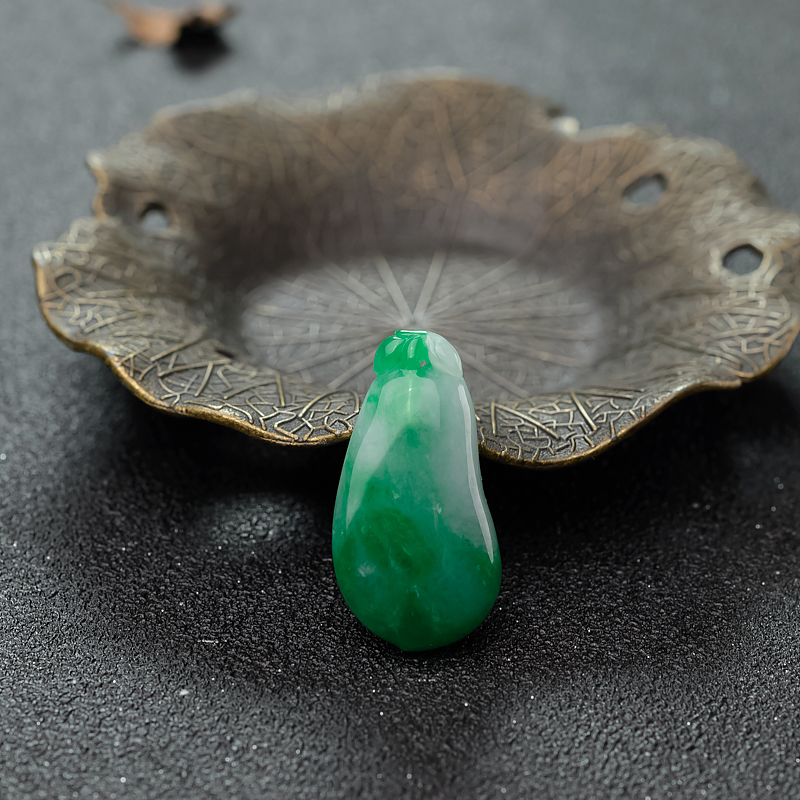 缅甸天然糯种飘翠翡翠福瓜吊坠-红掌柜