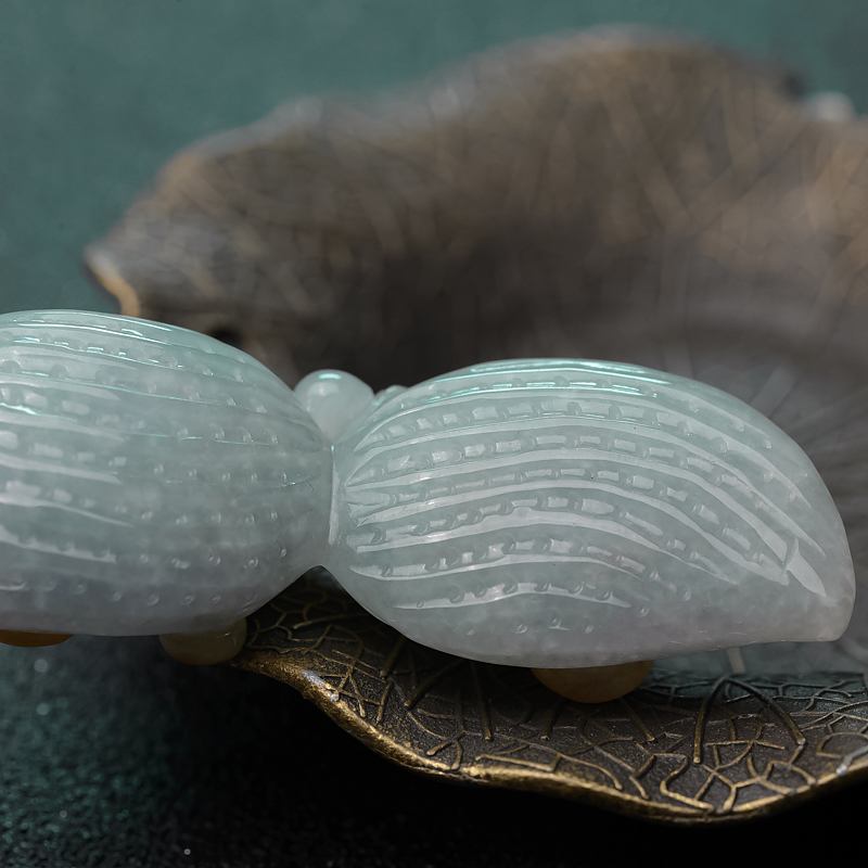 天然翡翠生意兴隆吊坠-红掌柜