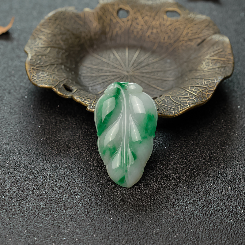 缅甸天然糯种飘翠翡翠叶子吊坠-红掌柜