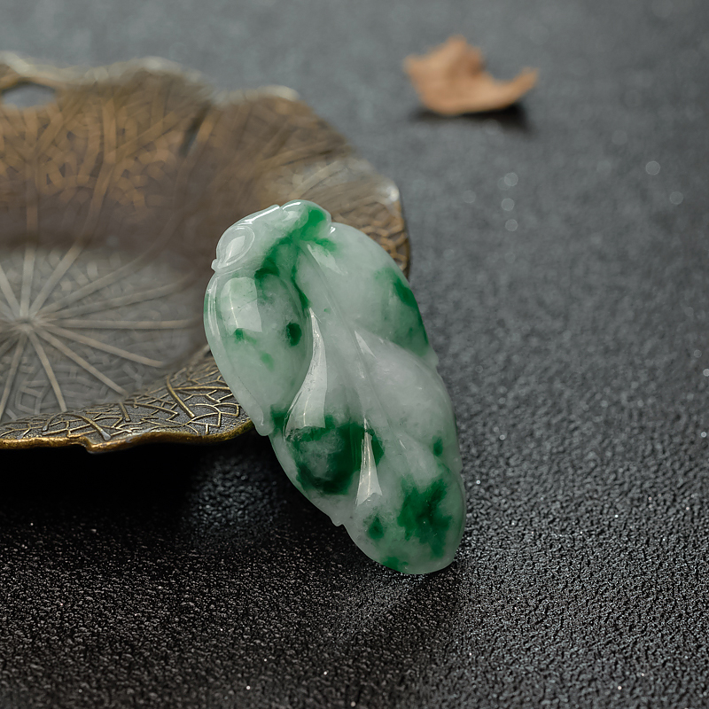 缅甸糯种飘翠翡翠叶子吊坠-红掌柜