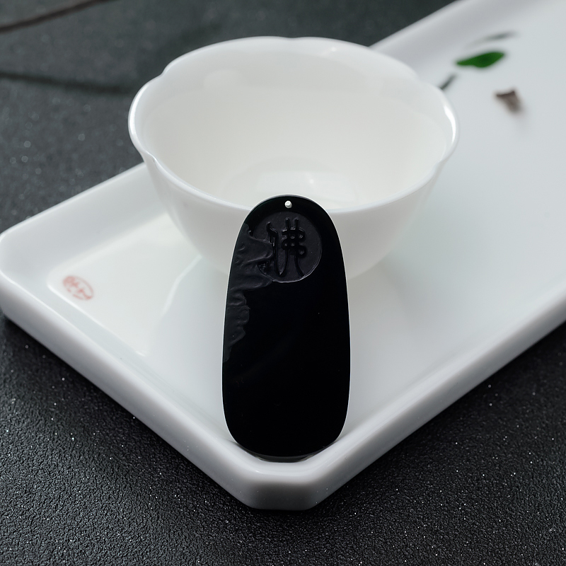 糯冰种墨翠大日如来-红掌柜