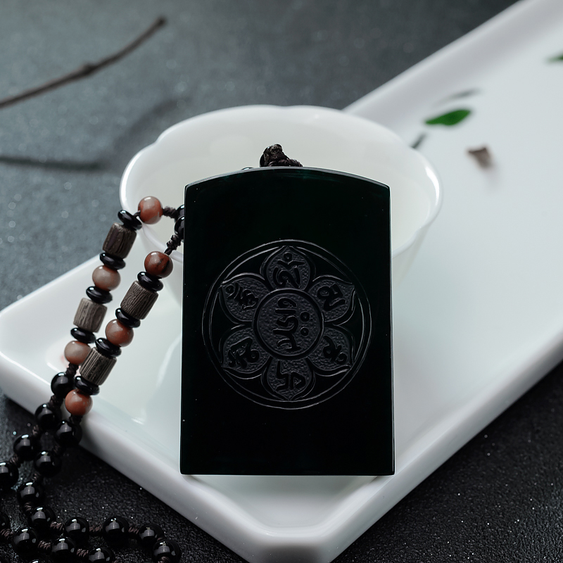 糯冰种墨翠度母-红掌柜