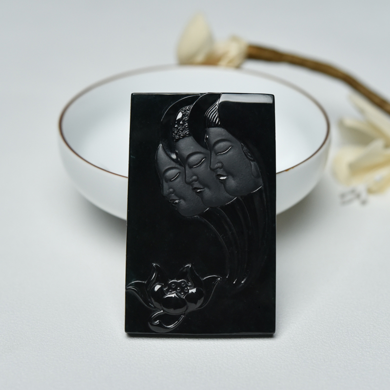 墨翠吊坠-红掌柜