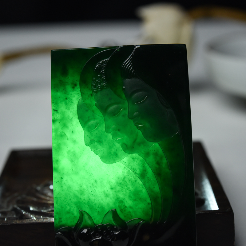 天然糯冰种墨翠西方三圣吊坠-红掌柜