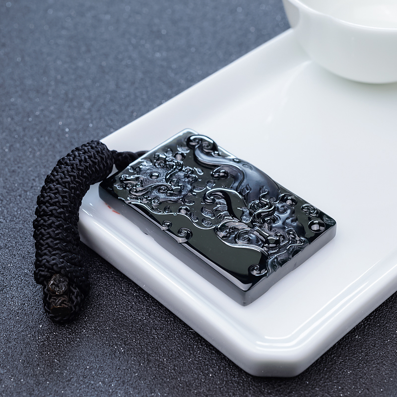 天然墨翠睚眦吊坠-红掌柜