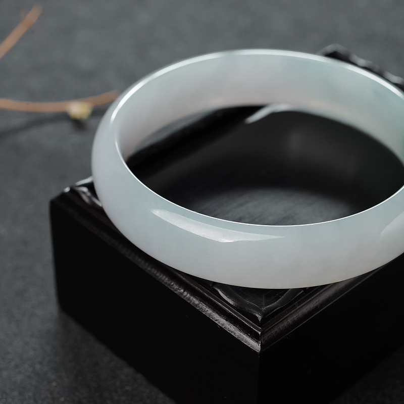 天然翡翠平安镯-红掌柜