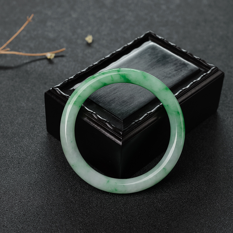 飘翠翡翠圆镯-红掌柜