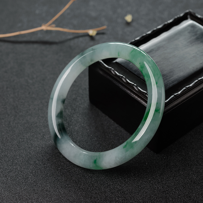 56.5mm糯种飘翠翡翠圆镯-红掌柜