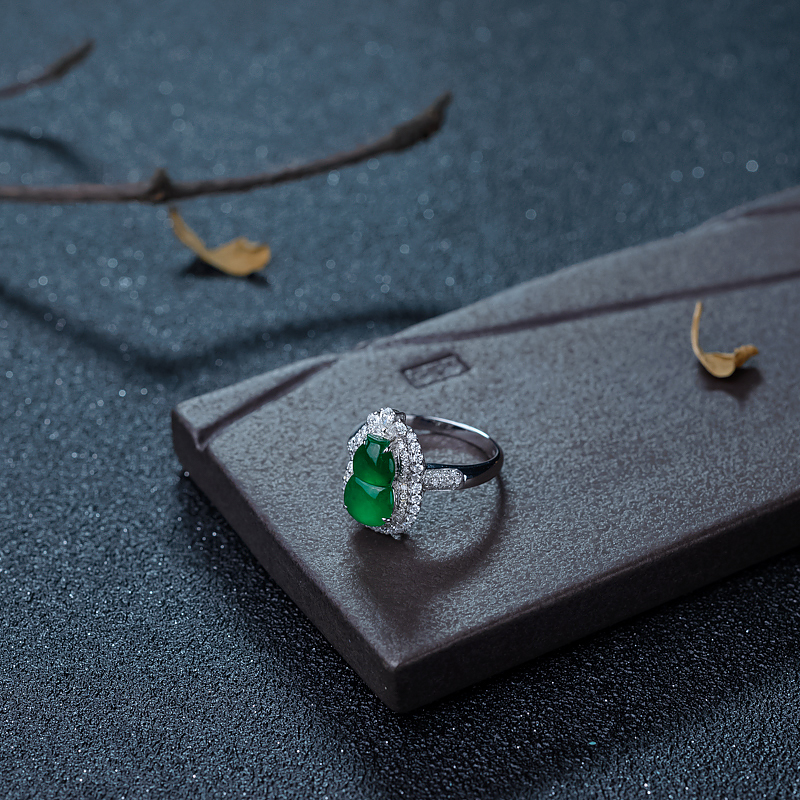 糯冰种翠色翡翠葫芦戒指-红掌柜