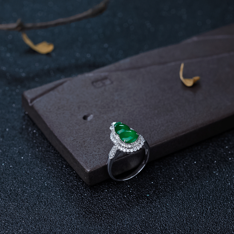 天然翡翠葫芦戒指-红掌柜