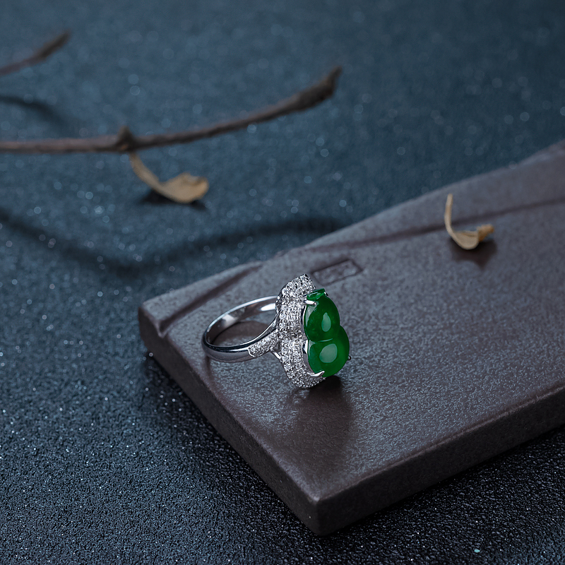 翠色翡翠葫芦戒指-红掌柜