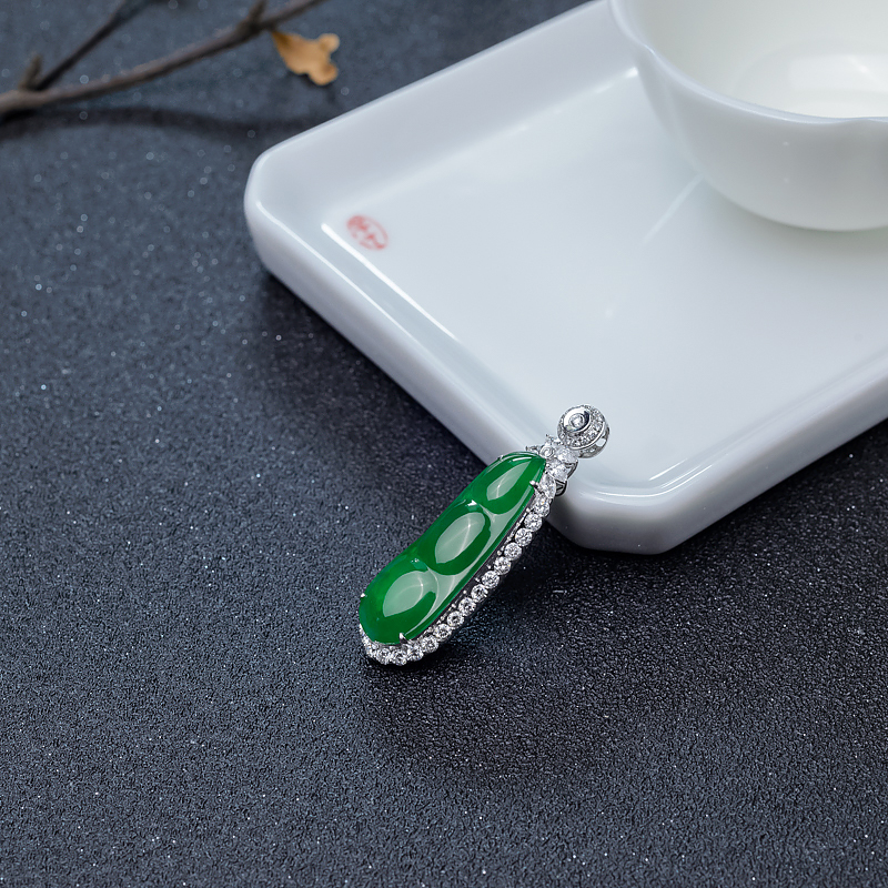 天然冰种翠色翡翠福豆吊坠-红掌柜