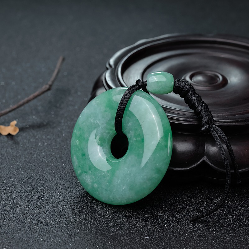天然糯种翠色翡翠平安扣吊坠-红掌柜