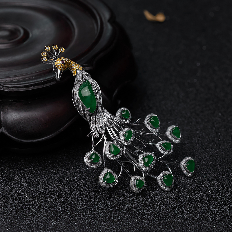 糯冰种翠色翡翠孔雀胸针-红掌柜