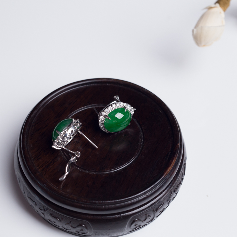 糯冰种翠色翡翠耳钉-红掌柜