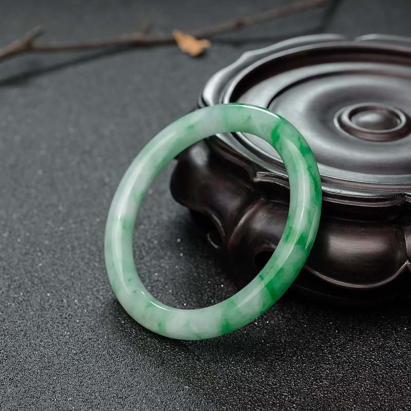 52mm糯种飘翠翡翠圆镯-红掌柜