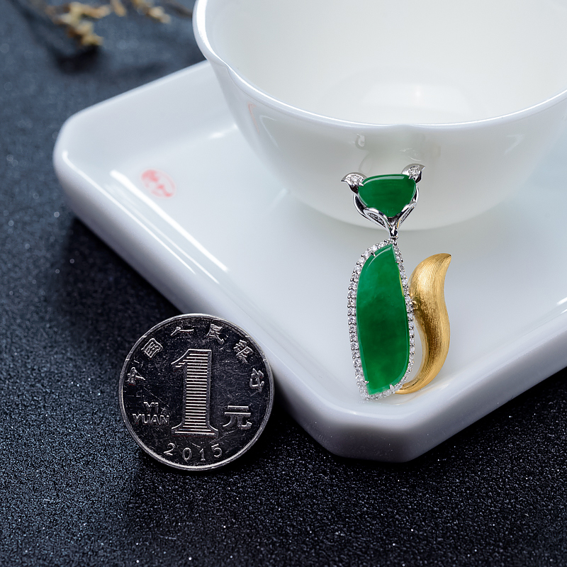 翡翠狐狸吊坠-红掌柜