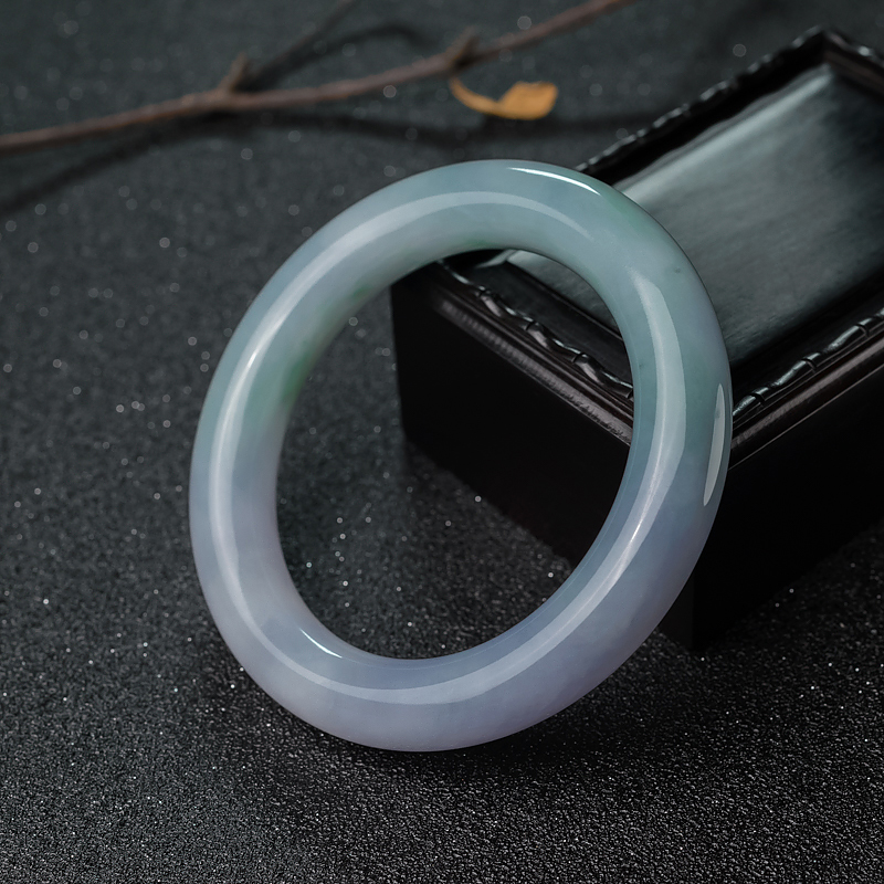 57mm糯种春带彩翡翠圆镯-红掌柜