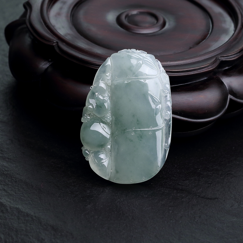 糯冰种飘花翡翠竹节吊坠-红掌柜