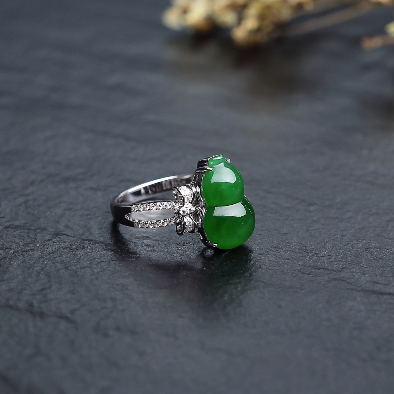 金镶钻糯冰种深绿翡翠葫芦戒指-红掌柜