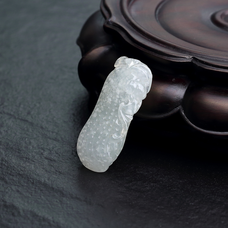 糯种翡翠吊坠-红掌柜