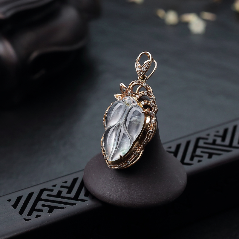 缅甸天然冰种翡翠叶子吊坠-红掌柜