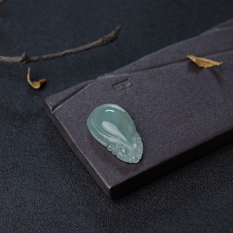 缅甸翡翠双龙戏珠吊坠-红掌柜