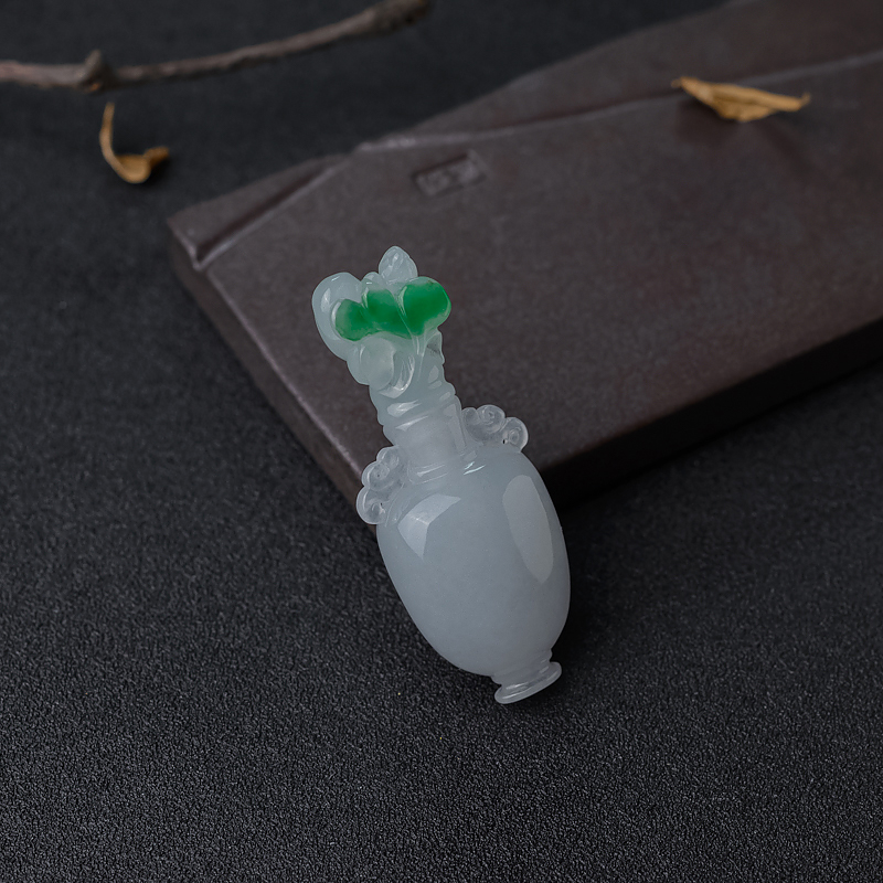 糯种翡翠拼接花瓶摆件-红掌柜