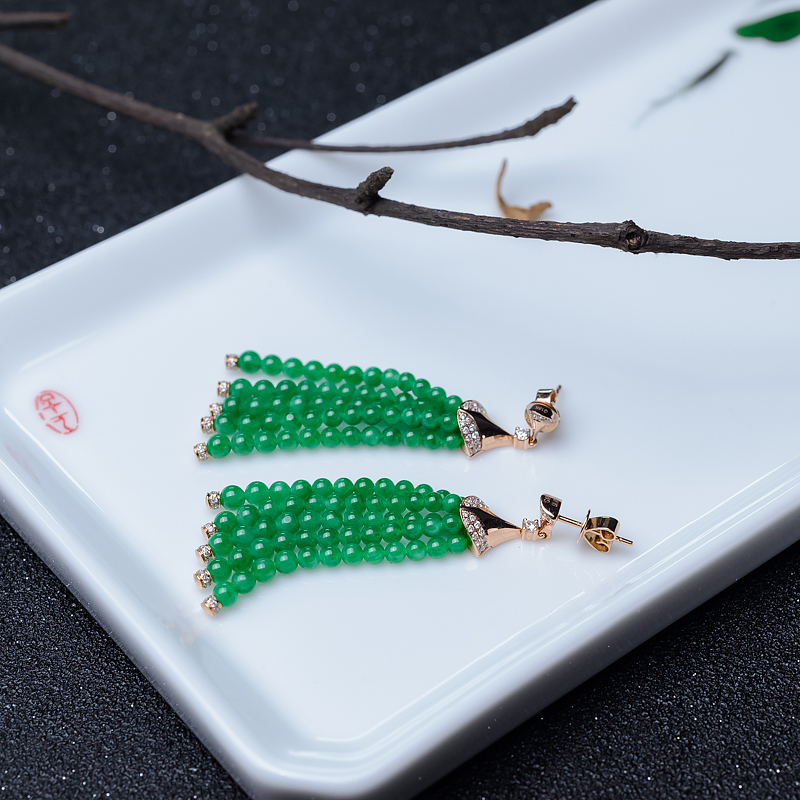 糯种翠色翡翠耳坠-红掌柜