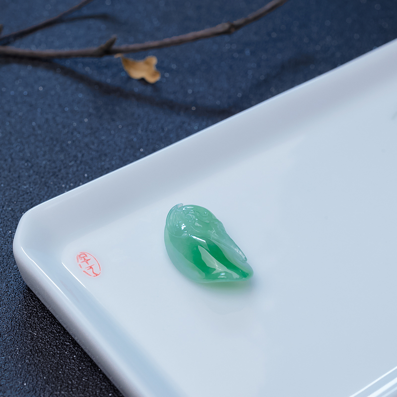 天然翡翠古凤吊坠-红掌柜