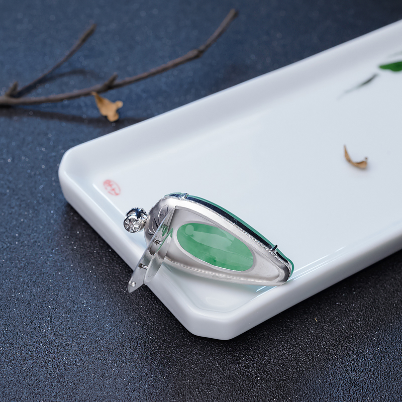 阳绿翡翠福瓜吊坠-红掌柜