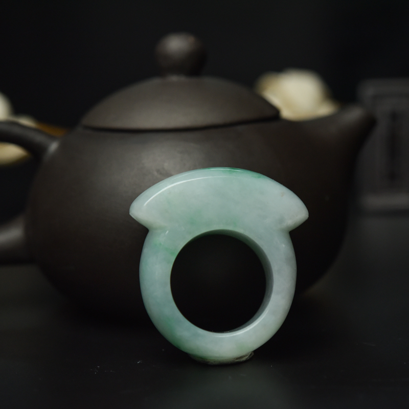 天然飘翠翡翠戒指-红掌柜