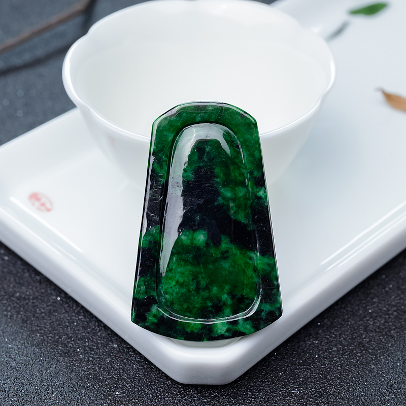 干青种翡翠连年有余-红掌柜