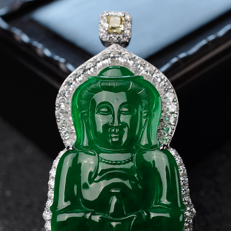 18K金镶钻糯种翡翠观音吊坠-红掌柜