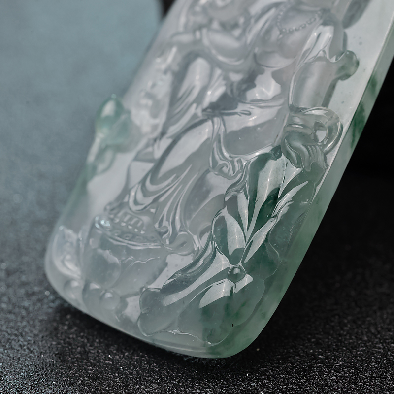 冰种飘花翡翠观音-红掌柜