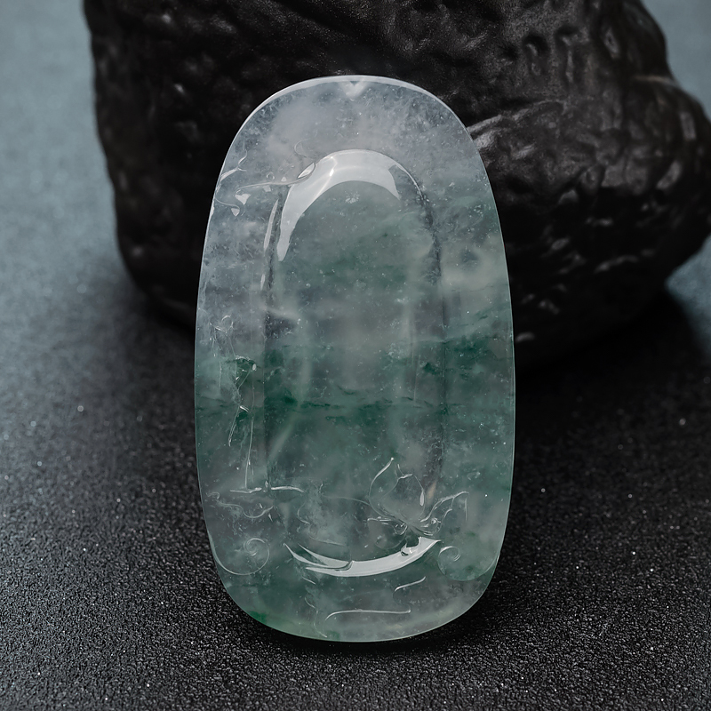 冰种飘花翡翠吊坠-红掌柜