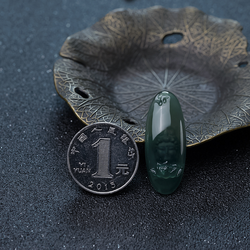 天然冰种翡翠观音戒面-红掌柜