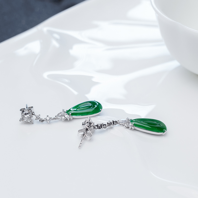 缅甸糯冰种翠色翡翠耳坠-红掌柜