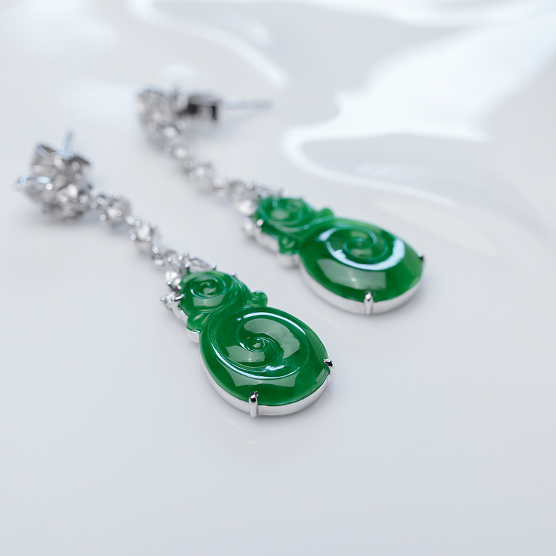 糯冰种翠色翡翠耳坠-红掌柜