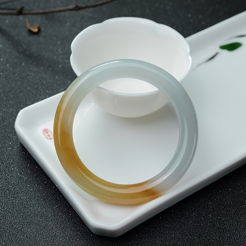 糯冰种俏色翡翠圆镯-红掌柜