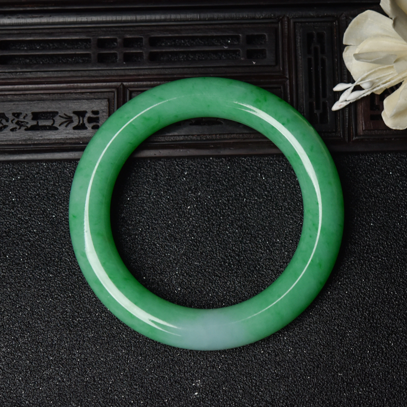 翡翠圆镯-红掌柜