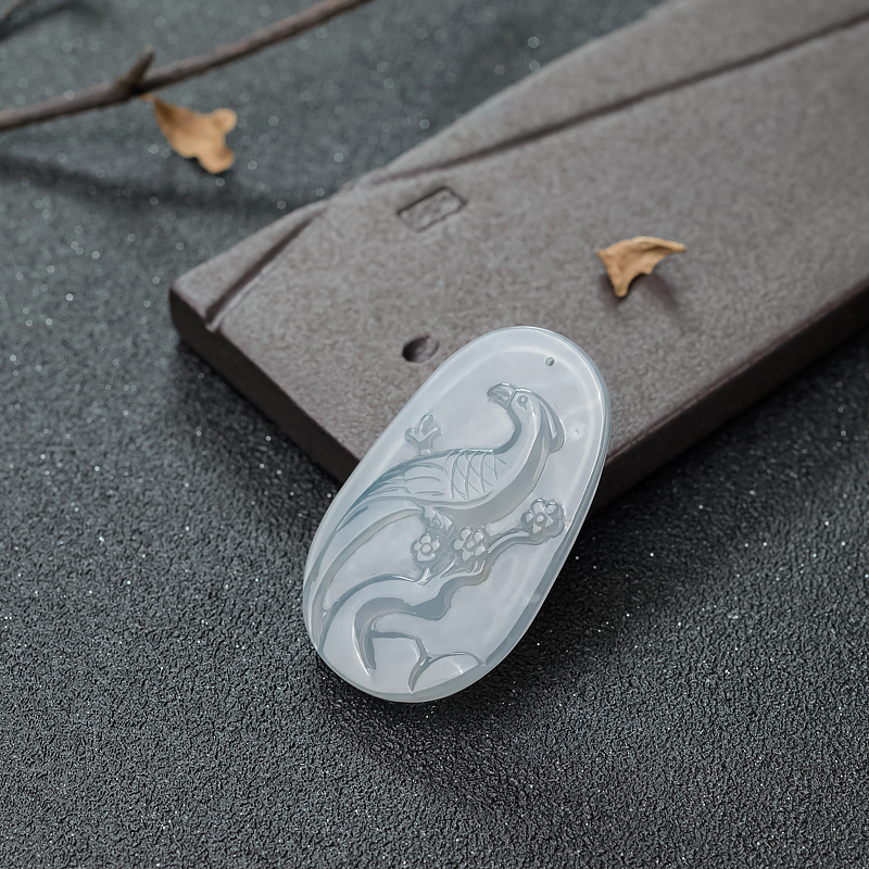 翡翠喜上眉俏吊坠-红掌柜