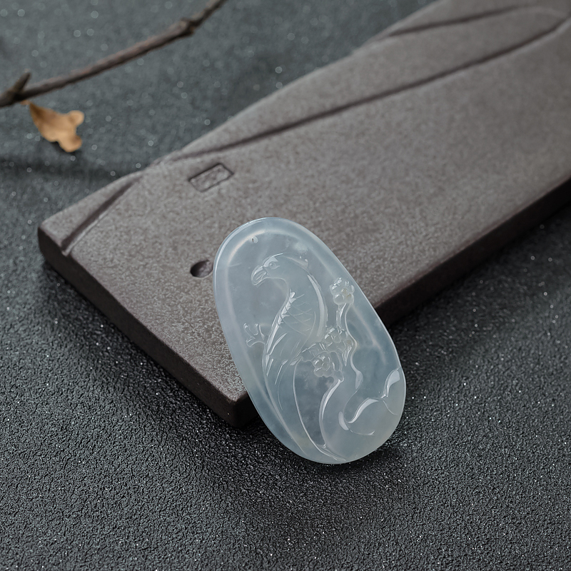 糯冰种翡翠吊坠-红掌柜