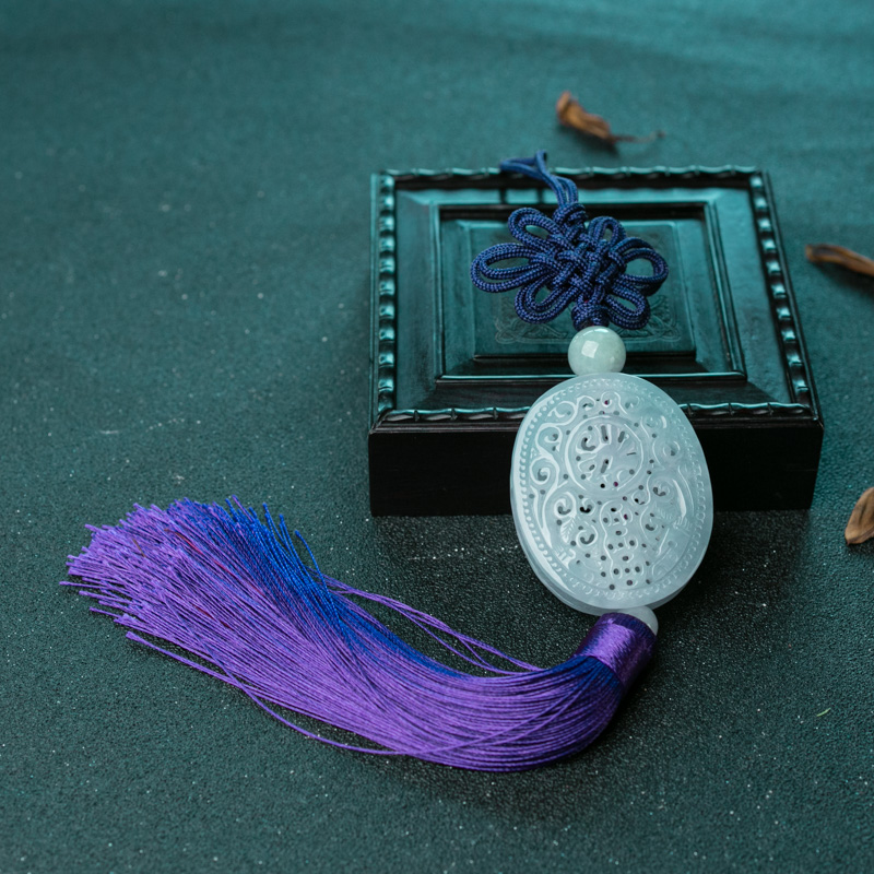 糯冰种翡翠镂雕福牌车挂-红掌柜