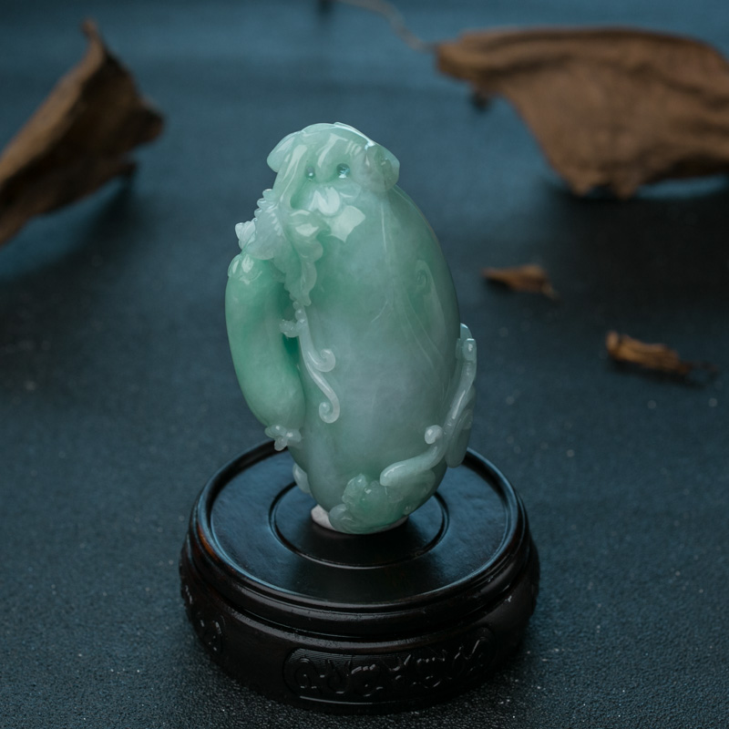 糯种飘翠翡翠福瓜手把件-红掌柜