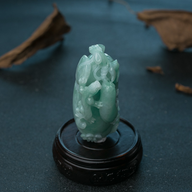 糯种飘翠翡翠福瓜手把件-红掌柜